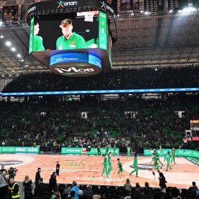 EUROLEAGUE_PAO_CZV_ΕΡΥΘΡΟΣ ΑΣΤΕΡΑΣ