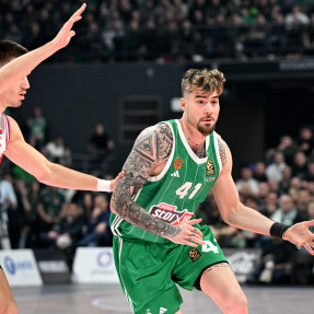 EUROLEAGUE_PAO_CZV_ΕΡΥΘΡΟΣ ΑΣΤΕΡΑΣ