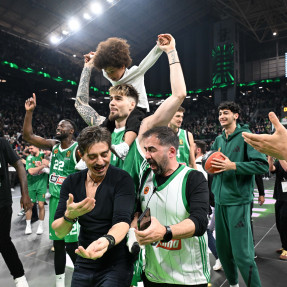 EUROLEAGUE_PAO_CZV_ΕΡΥΘΡΟΣ ΑΣΤΕΡΑΣ