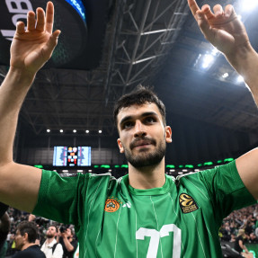 EUROLEAGUE_PAO_CZV_ΕΡΥΘΡΟΣ ΑΣΤΕΡΑΣ