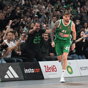 EUROLEAGUE_PAO_CZV_ΕΡΥΘΡΟΣ ΑΣΤΕΡΑΣ
