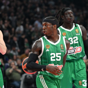 EUROLEAGUE_PAO_CZV_ΕΡΥΘΡΟΣ ΑΣΤΕΡΑΣ