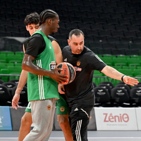 EUROLEAGUE_PROPONISH_GIA_ANATOLOYT_EFES_ANOIKTH_SE_KOSMO