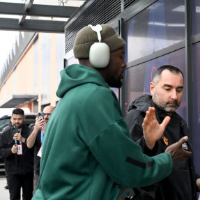 EUROLEAGUE_ANADOLU EFES_PAOBC_AKTOR_3o PAIXNIDI