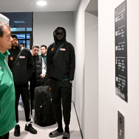 EUROLEAGUE_ANADOLU EFES_PAOBC_AKTOR_3o PAIXNIDI