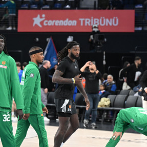 EUROLEAGUE_ANADOLU EFES_PAOBC_AKTOR_3o PAIXNIDI