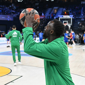 EUROLEAGUE_ANADOLU EFES_PAOBC_AKTOR_3o PAIXNIDI