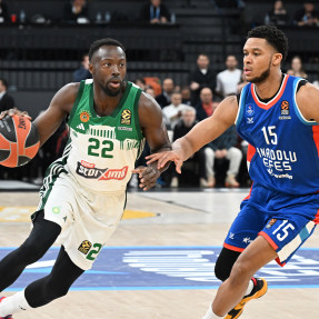 EUROLEAGUE_ANADOLU EFES_PAOBC_AKTOR_3o PAIXNIDI