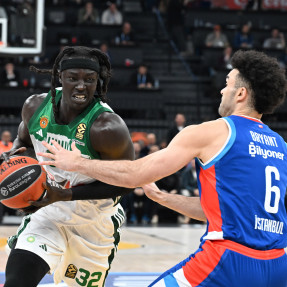 EUROLEAGUE_ANADOLU EFES_PAOBC_AKTOR_3o PAIXNIDI