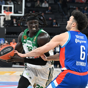 EUROLEAGUE_ANADOLU EFES_PAOBC_AKTOR_3o PAIXNIDI