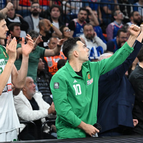 EUROLEAGUE_ANADOLU EFES_PAOBC_AKTOR_3o PAIXNIDI