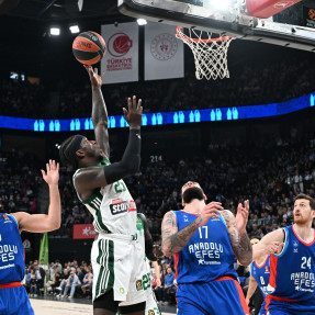 EUROLEAGUE_ANADOLU EFES_PAOBC_AKTOR_3o PAIXNIDI