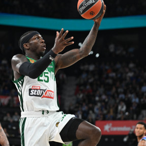 EUROLEAGUE_ANADOLU EFES_PAOBC_AKTOR_3o PAIXNIDI