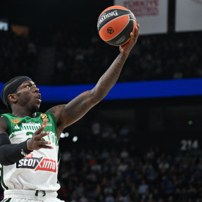 EUROLEAGUE_ANADOLU EFES_PAOBC_AKTOR_3o PAIXNIDI