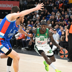 EUROLEAGUE_ANADOLU EFES_PAOBC_AKTOR_3o PAIXNIDI