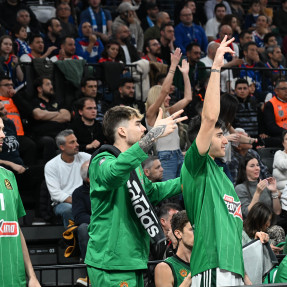 EUROLEAGUE_ANADOLU EFES_PAOBC_AKTOR_3o PAIXNIDI