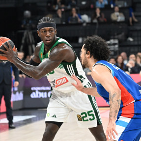 EUROLEAGUE_ANADOLU EFES_PAOBC_AKTOR_3o PAIXNIDI