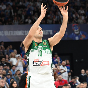 EUROLEAGUE_ANADOLU EFES_PAOBC_AKTOR_3o PAIXNIDI