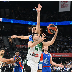 EUROLEAGUE_ANADOLU EFES_PAOBC_AKTOR_3o PAIXNIDI