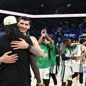 EUROLEAGUE_ANADOLU EFES_PAOBC_AKTOR_3o PAIXNIDI