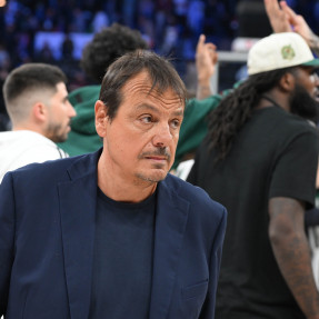 EUROLEAGUE_ANADOLU EFES_PAOBC_AKTOR_3o PAIXNIDI