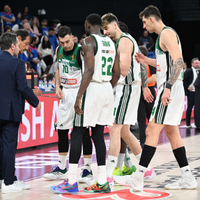 EUROLEAGUE_ANADOLU EFES_PAOBC_AKTOR_3o PAIXNIDI