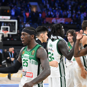 EUROLEAGUE_ANADOLU EFES_PAOBC_AKTOR_3o PAIXNIDI