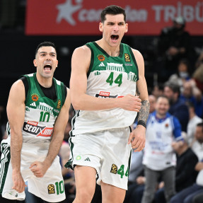 EUROLEAGUE_ANADOLU EFES_PAOBC_AKTOR_3o PAIXNIDI