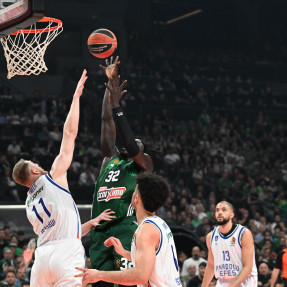 EUROLEAGUE_PANATHINAIKOS AKTOR_ANADOLU EFES_5o_PAIXNIDI