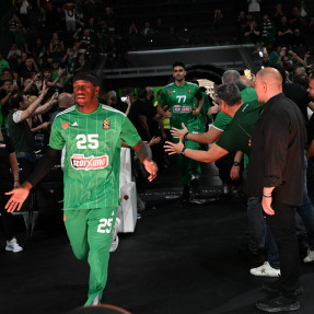 EUROLEAGUE_PANATHINAIKOS AKTOR_ANADOLU EFES_5o_PAIXNIDI