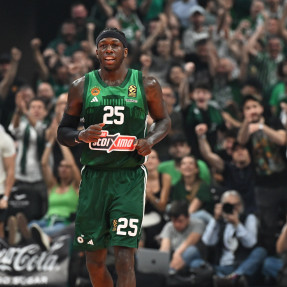 EUROLEAGUE_PANATHINAIKOS AKTOR_ANADOLU EFES_5o_PAIXNIDI