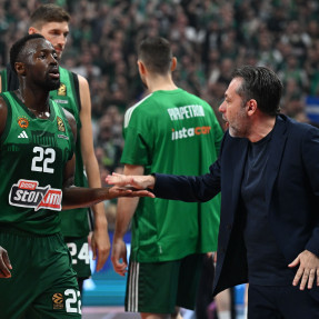 EUROLEAGUE_PANATHINAIKOS AKTOR_ANADOLU EFES_5o_PAIXNIDI