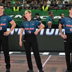 STOIXIMAN GBL FINALS:  ΠΑΝΑΘΗΝΑΪΚΟΣ AKTOR-OLYMPIAKOS_1o_PAIXNIDI