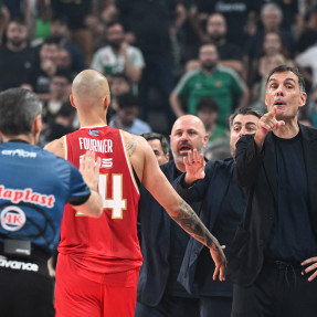 STOIXIMAN GBL FINALS: ΠΑΝΑΘΗΝΑΪΚΟΣ AKTOR-OLYMPIAKOS_3o_PAIXNIDI