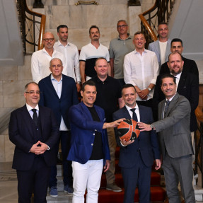 Επίσκεψη τον προπονητών στο δημαρχείο